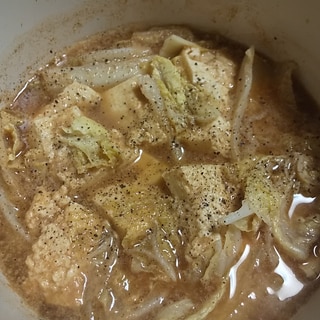 タヒニで★白菜と豆腐のごま味噌スープ